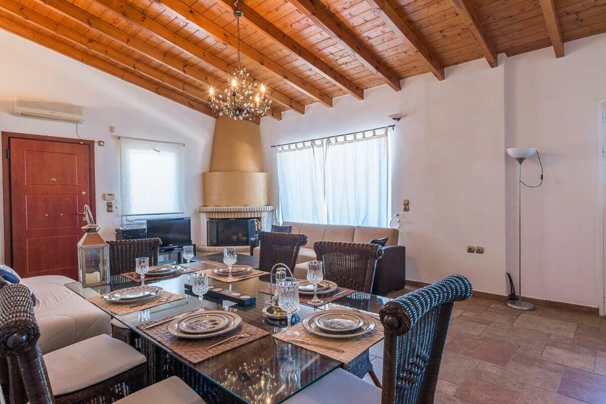 House Next To The Sea Villa Ermioni Bagian luar foto
