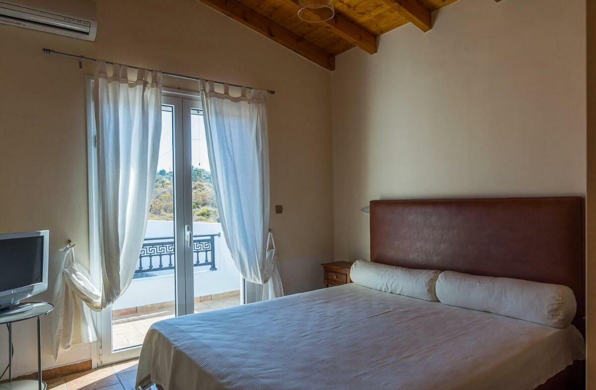 House Next To The Sea Villa Ermioni Bagian luar foto